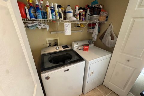 Copropriété à louer à Gainesville, Floride: 3 chambres, 133.87 m2 № 2425761 - photo 15