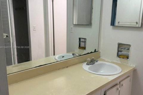 Снять в аренду кондоминиум в Норт-Майами-Бич, Флорида 1 спальня, 67.54м2, № 2005485 - фото 13