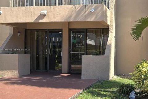 Снять в аренду кондоминиум в Норт-Майами-Бич, Флорида 1 спальня, 67.54м2, № 2005485 - фото 2