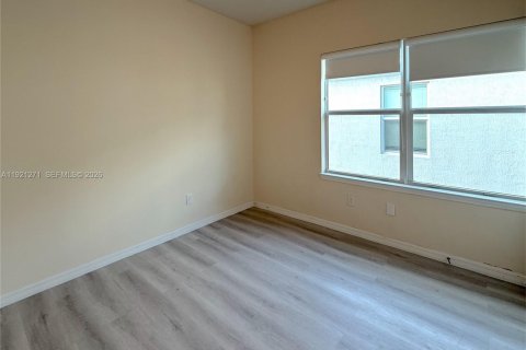 Купить виллу или дом в Холливуд, Флорида 5 спален, 232.35м2, № 1975812 - фото 24