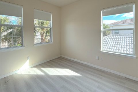 Купить виллу или дом в Холливуд, Флорида 5 спален, 232.35м2, № 1975812 - фото 26