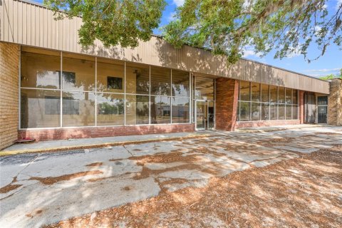 Immobilier commercial à louer à Ocala, Floride: 4212.65 m2 № 2105183 - photo 14
