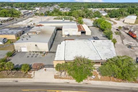 Immobilier commercial à louer à Ocala, Floride: 4212.65 m2 № 2105183 - photo 2