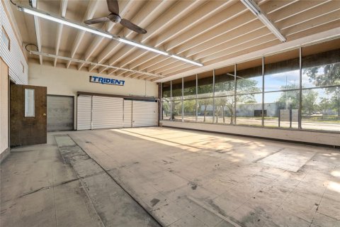 Immobilier commercial à louer à Ocala, Floride: 4212.65 m2 № 2105183 - photo 13
