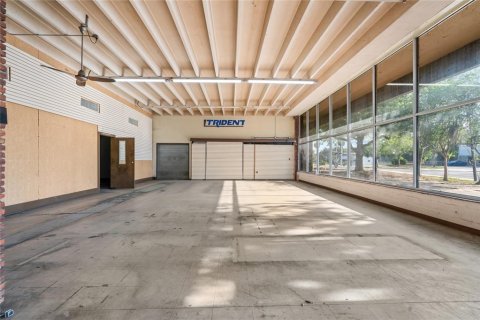 Immobilier commercial à louer à Ocala, Floride: 4212.65 m2 № 2105183 - photo 15
