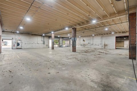Immobilier commercial à louer à Ocala, Floride: 4212.65 m2 № 2105183 - photo 24