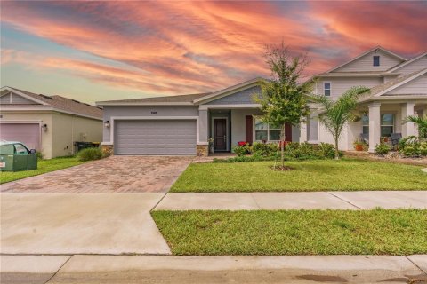 House in Davenport, Florida 4 bedrooms, 195.84 sq.m. № 1904497 - photo 2