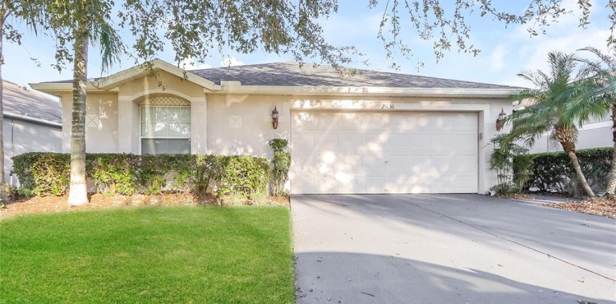 Casa en San Antonio, Florida 3 dormitorios, 163.69 m2 № 1547761