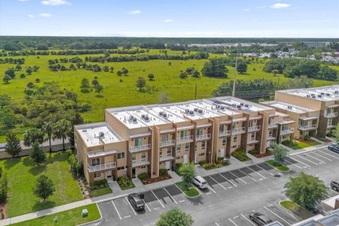 Купить таунхаус в Киссимми, Флорида 3 комнаты, 210.7м2, № 2233904 - фото 3