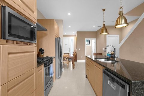 Купить таунхаус в Киссимми, Флорида 3 комнаты, 210.7м2, № 2233904 - фото 10