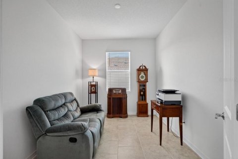 House in Edgewater, Florida 4 bedrooms, 193.42 sq.m. № 2134801 - photo 11