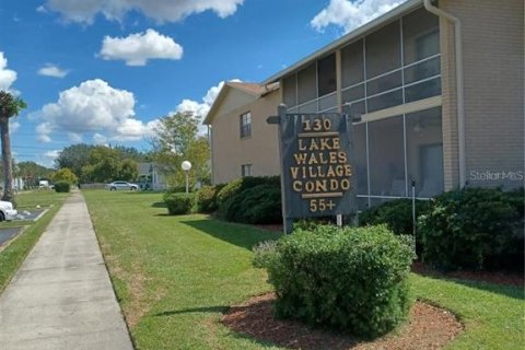 Condominio en venta en Lake Wales, Florida, 2 dormitorios, 100.8 m2 № 1909561 - foto 1
