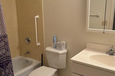 Condominio en venta en Lake Wales, Florida, 2 dormitorios, 100.8 m2 № 1909561 - foto 9