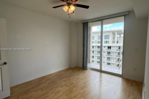 Condo in Miami, Florida, 1 bedroom  № 2065854 - photo 6