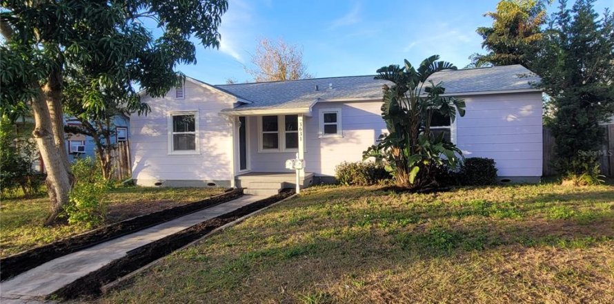 Casa en Saint Petersburg, Florida 3 dormitorios, 149.57 m2 № 1570962
