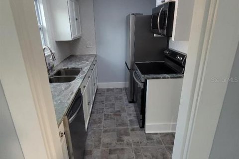 Casa en venta en Saint Petersburg, Florida, 3 dormitorios, 149.57 m2 № 1570962 - foto 14