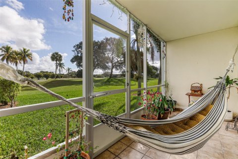 Condominio en venta en Pembroke Pines, Florida, 2 dormitorios, 108.32 m2 № 2008864 - foto 25