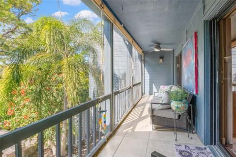 Condominio en venta en Tarpon Springs, Florida, 3 dormitorios, 276.85 m2 № 2121688 - foto 10