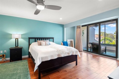 Condominio en venta en Tarpon Springs, Florida, 3 dormitorios, 276.85 m2 № 2121688 - foto 25