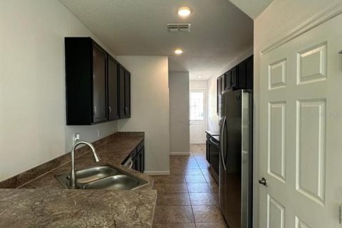 Touwnhouse à louer à Davenport, Floride: 4 chambres, 150.5 m2 № 2167874 - photo 3