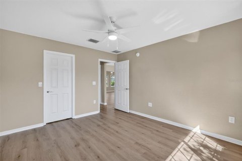 House in Summerfield, Florida 2 bedrooms, 144.37 sq.m. № 2147791 - photo 14