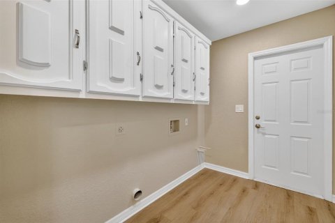 House in Summerfield, Florida 2 bedrooms, 144.37 sq.m. № 2147791 - photo 16