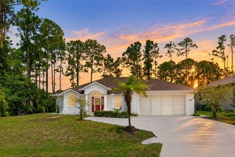 Casa en Palm Coast, Florida 3 dormitorios, 179.77 m2 № 2322849