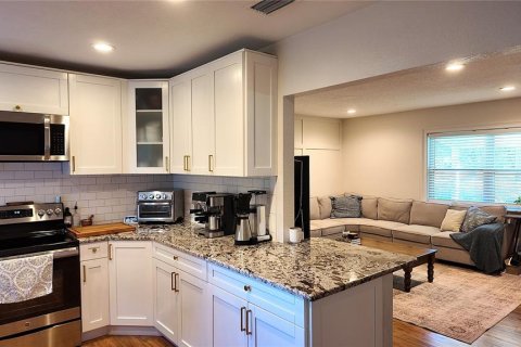 Casa en venta en Tampa, Florida, 3 dormitorios, 106.28 m2 № 2430706 - foto 24