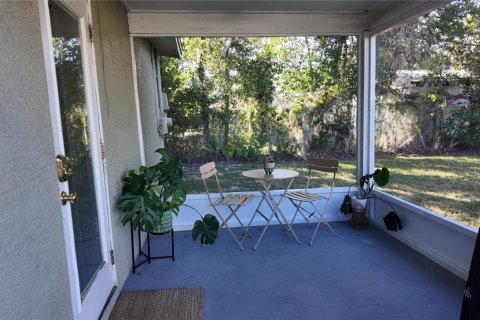 Casa en venta en Tampa, Florida, 3 dormitorios, 106.28 m2 № 2430706 - foto 9