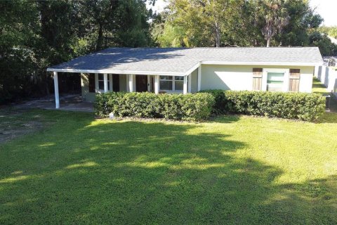 House in Tampa, Florida 3 bedrooms, 106.28 sq.m. № 2430706