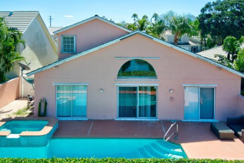 House in West Palm Beach, Florida 4 bedrooms, 195.09 sq.m. № 2244492 - photo 26