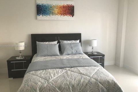 Copropriété à louer à Sunny Isles Beach, Floride: 1 chambre, 92.9 m2 № 2268834 - photo 8