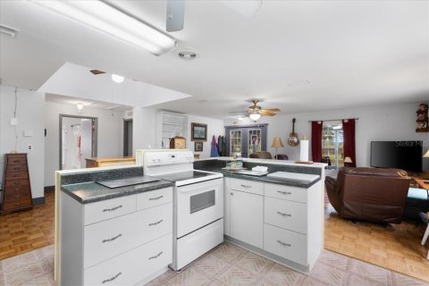 Villa ou maison à vendre à Archer, Floride: 2 chambres, 127.18 m2 № 1915625 - photo 8