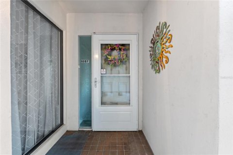 Condo in Tarpon Springs, Florida, 2 bedrooms  № 2233803 - photo 5