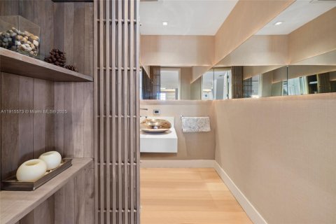 Снять в аренду кондоминиум в Майами-Бич, Флорида 3 спальни, 254.55м2, № 2082480 - фото 21
