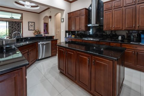 House in BELLECHASE in Ocala, Florida 5 bedrooms, 404.87 sq.m. № 2142987 - photo 12