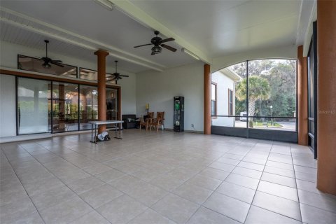 House in BELLECHASE in Ocala, Florida 5 bedrooms, 404.87 sq.m. № 2142987 - photo 24