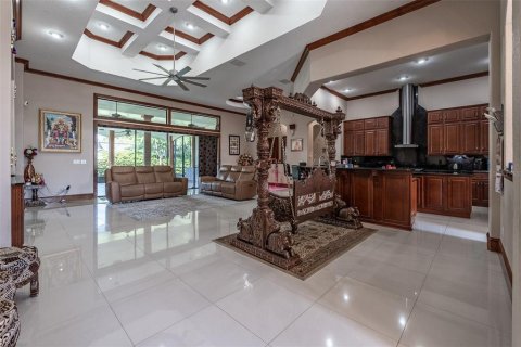 House in BELLECHASE in Ocala, Florida 5 bedrooms, 404.87 sq.m. № 2142987 - photo 4