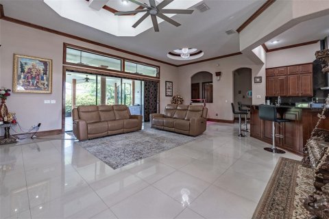 House in BELLECHASE in Ocala, Florida 5 bedrooms, 404.87 sq.m. № 2142987 - photo 5