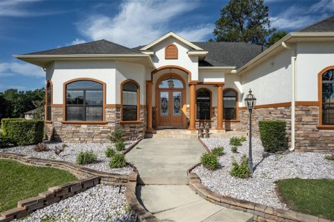 House in BELLECHASE in Ocala, Florida 5 bedrooms, 404.87 sq.m. № 2142987 - photo 3