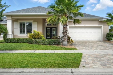 House in New Smyrna Beach, Florida 3 bedrooms, 205.69 sq.m. № 1797354 - photo 1