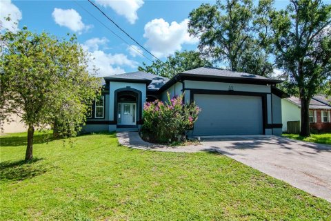 House in Oldsmar, Florida 4 bedrooms, 181.53 sq.m. № 1797427 - photo 1