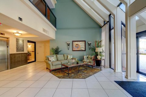 Снять в аренду кондоминиум в Клируотер, Флорида 6 комнат, 110.18м2, № 1254743 - фото 20