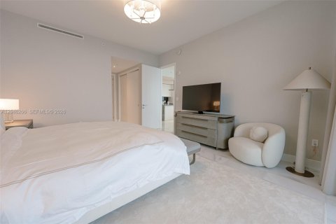 Снять в аренду кондоминиум в Майами, Флорида 4 спальни, 240.25м2, № 2145890 - фото 27