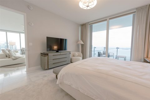 Снять в аренду кондоминиум в Майами, Флорида 4 спальни, 240.25м2, № 2145890 - фото 25