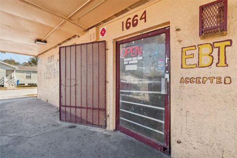 Propiedad comercial en venta en Saint Petersburg, Florida, 161.65 m2 № 2103349 - foto 2