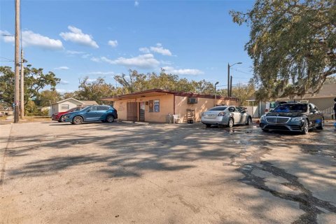 Propiedad comercial en venta en Saint Petersburg, Florida, 161.65 m2 № 2103349 - foto 16