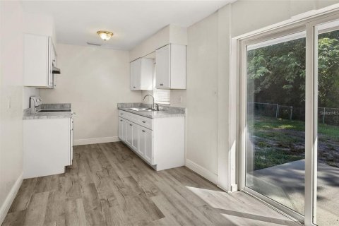 Casa en alquiler en Mount Dora, Florida, 3 dormitorios, 101.36 m2 № 1807230 - foto 5