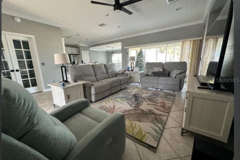 House in Summerfield, Florida 2 bedrooms, 146.32 sq.m. № 2394295 - photo 7