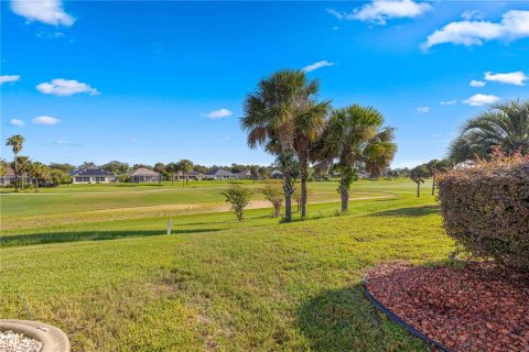 House in Summerfield, Florida 2 bedrooms, 146.32 sq.m. № 2394295 - photo 16